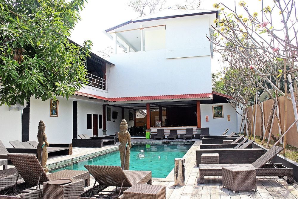 Mirah Hostel Legian Kültér fotó